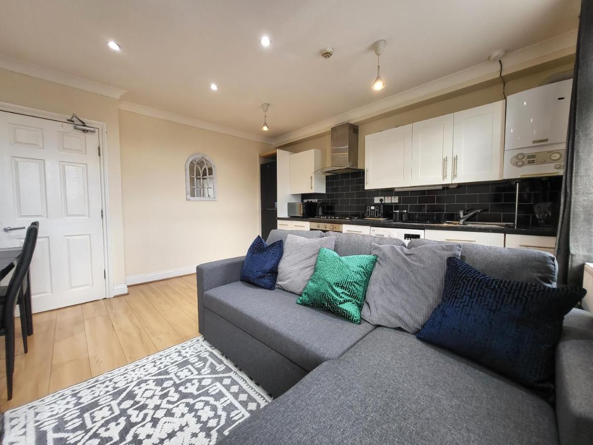 Tooting Bec Central Apartment By London Tube Экстерьер фото